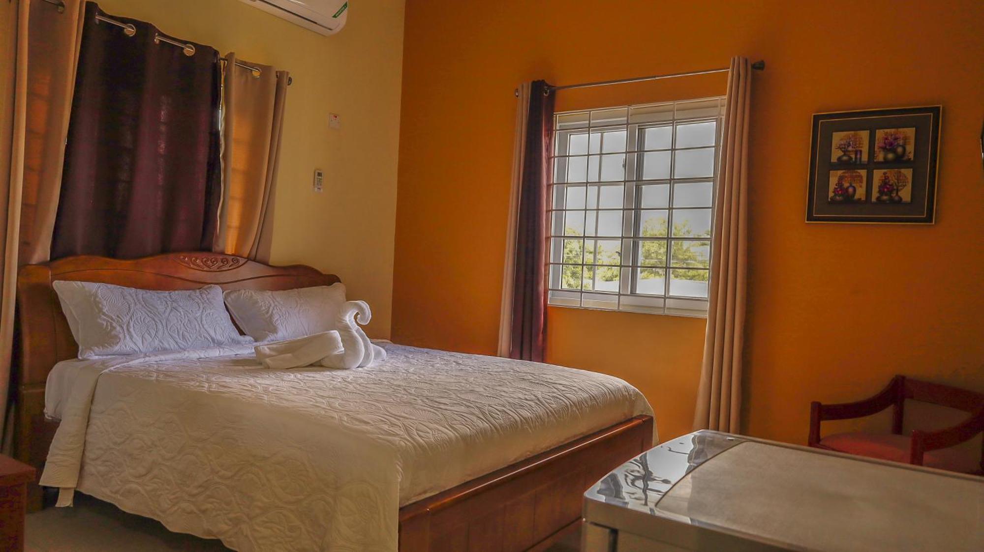 Ivs Bed And Breakfast Kingston Exteriör bild