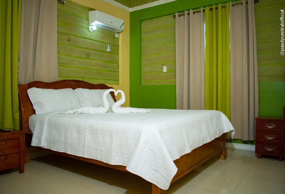 Ivs Bed And Breakfast Kingston Exteriör bild